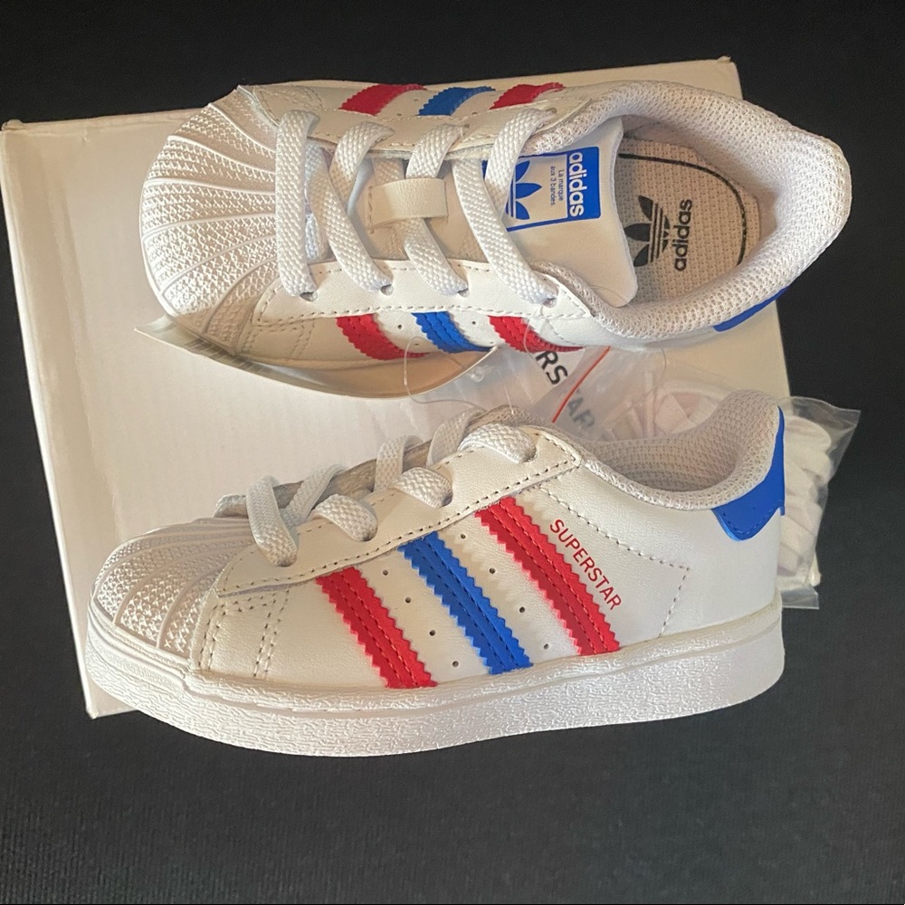 Kids Adidas Superstar Size 6k (toddler)